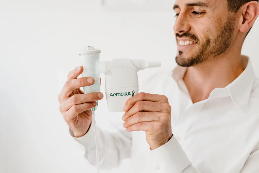 aerobika device